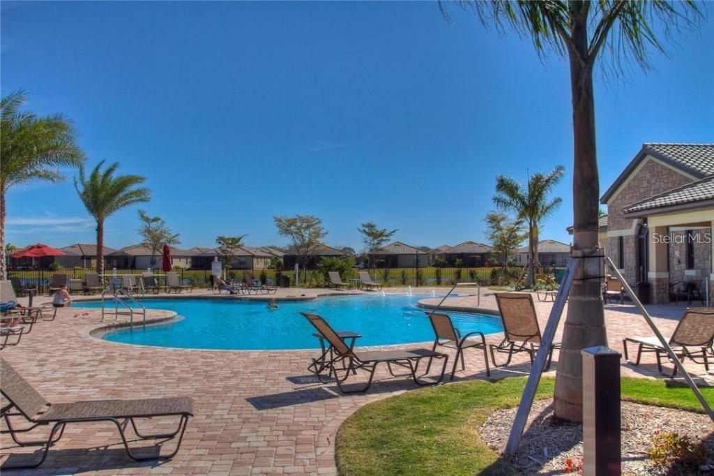 6627 Candlestick Drive, Bradenton, FL 34212 Photo