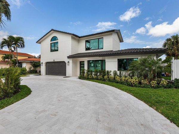 2447 SE 10th Street, Pompano Beach, FL 33062