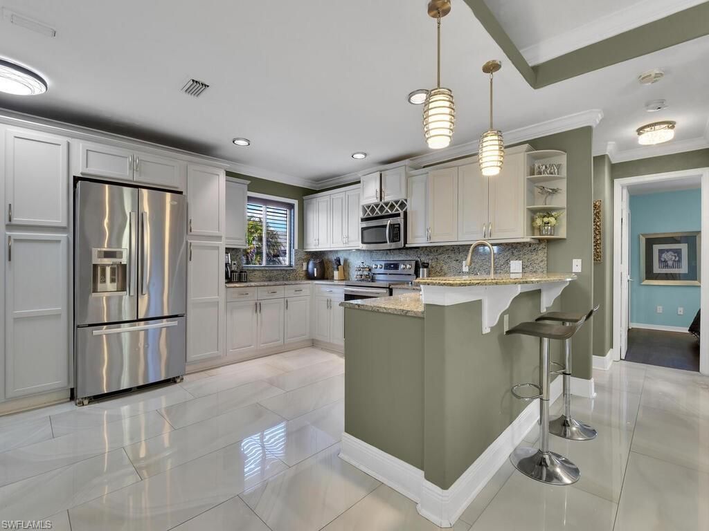 834 Santa Barbara Blvd, Cape Coral, FL 33991 Photo