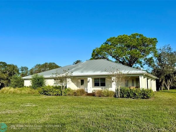 14151 E Center St, Okeechobee, FL 34974