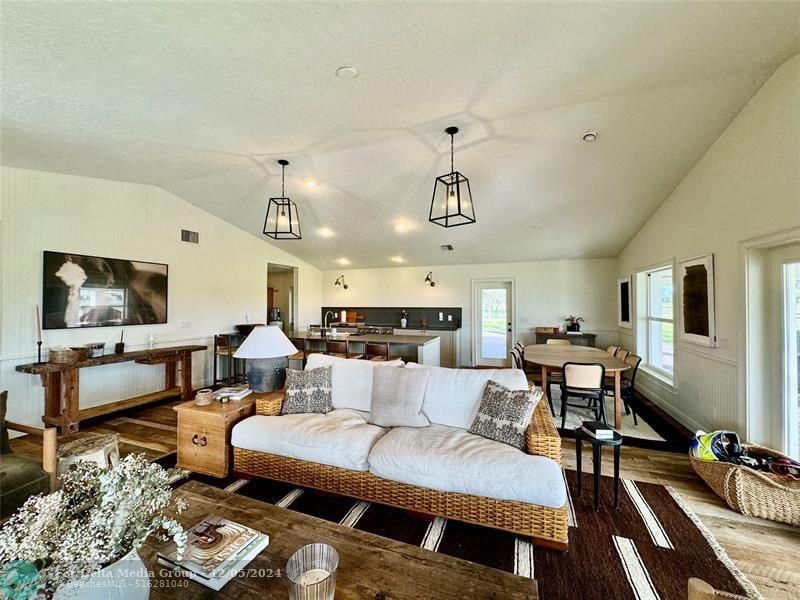 14151 E Center St, Okeechobee, FL 34974 Photo