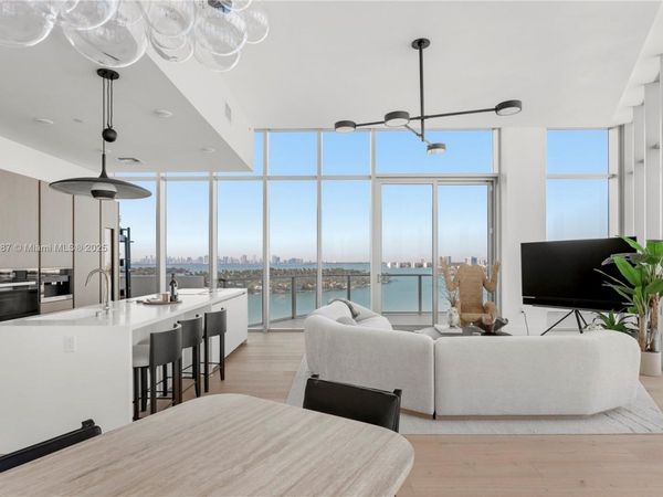 6800 Indian Creek Dr, Unit PH2, Miami Beach, FL 33141