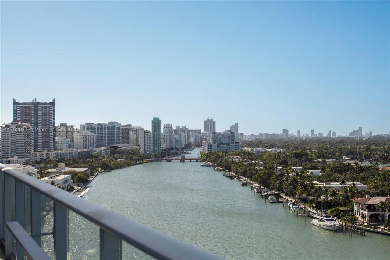 6800 Indian Creek Dr, Unit PH2, Miami Beach, FL 33141 Photo