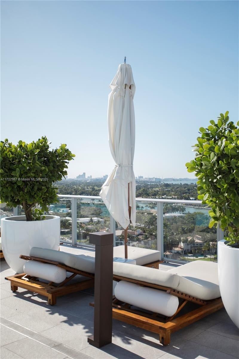 6800 Indian Creek Dr, Unit PH2, Miami Beach, FL 33141 Photo