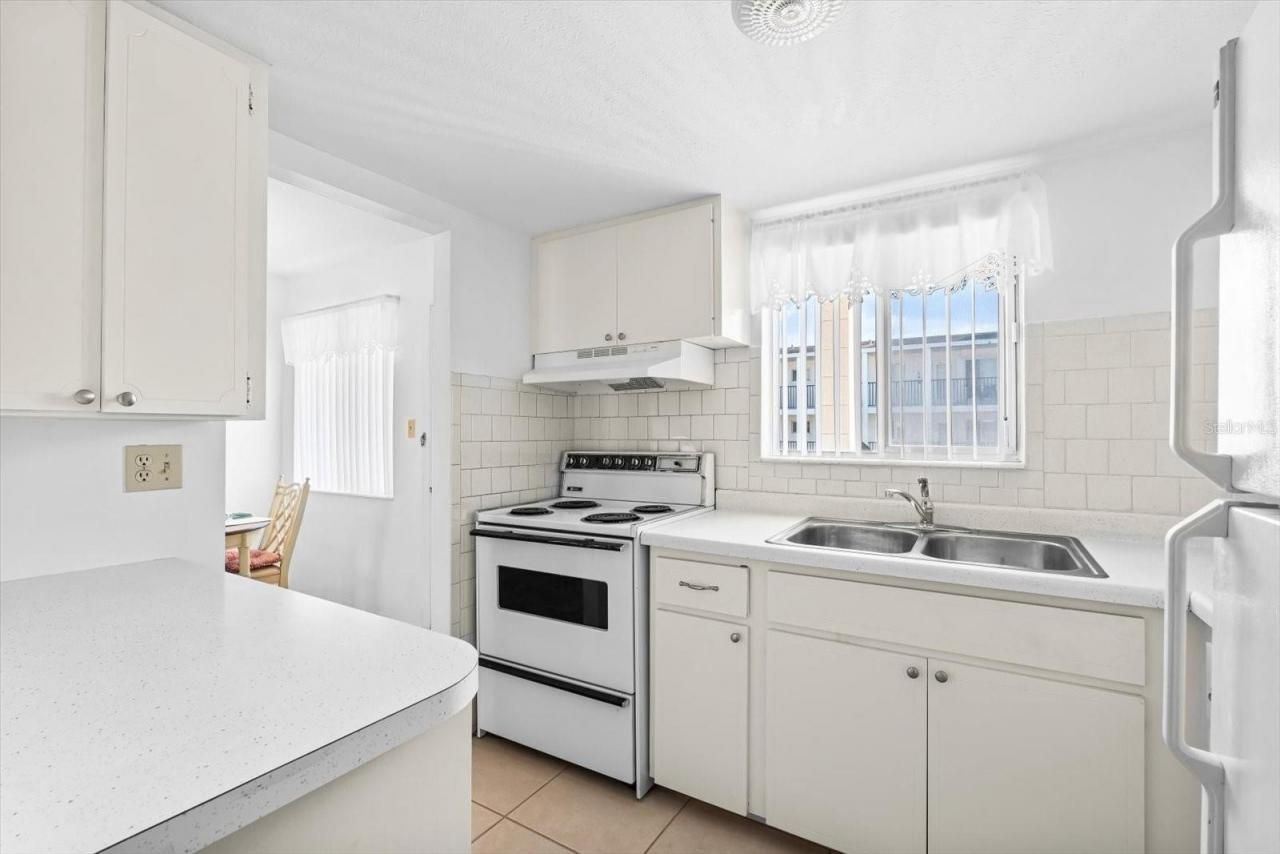 5902 Garden Lane, Unit A24, Bradenton, FL 34207 Photo