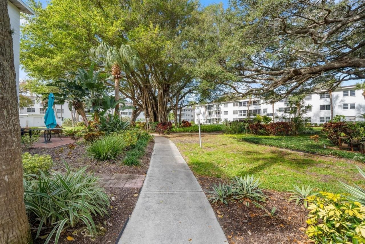 5902 Garden Lane, Unit A24, Bradenton, FL 34207 Photo