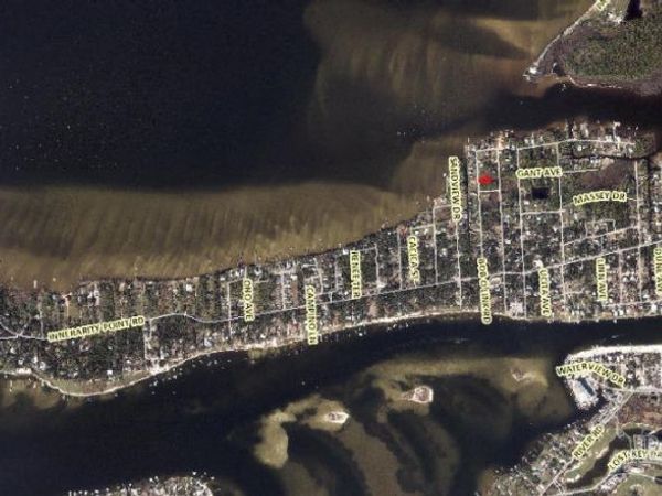 5500 Bob-O-Link Dr, Pensacola, FL 32507