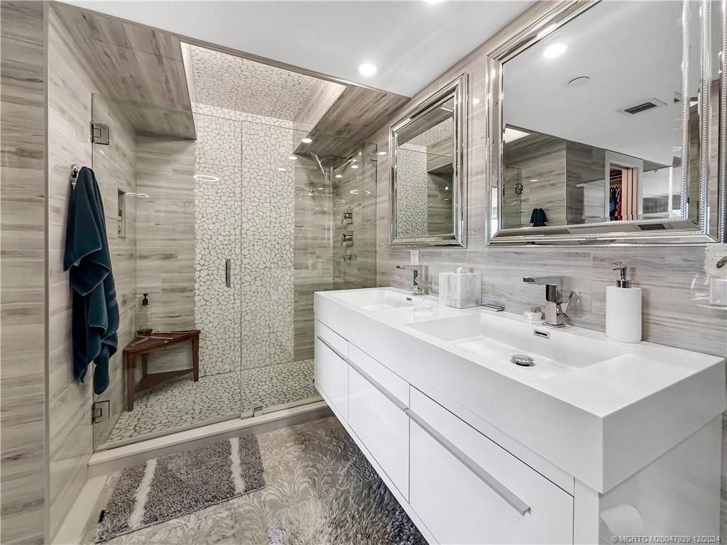 8750 S Ocean Drive, Unit 232, Jensen Beach, FL 34957 Photo