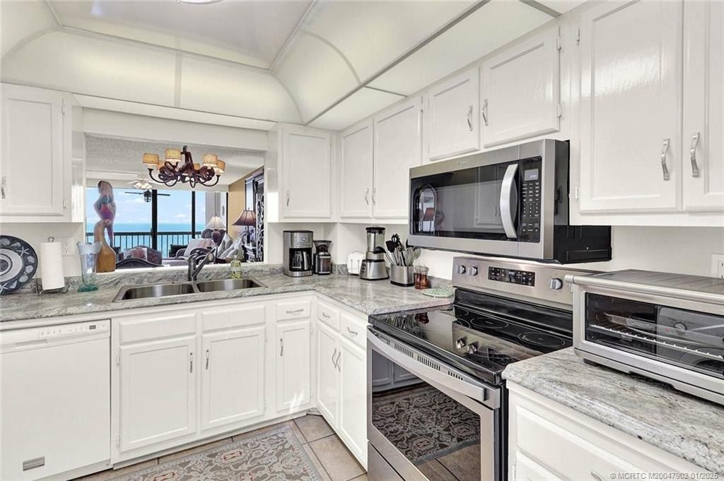 9900 S Ocean Drive, Unit 1304, Jensen Beach, FL 34957 Photo