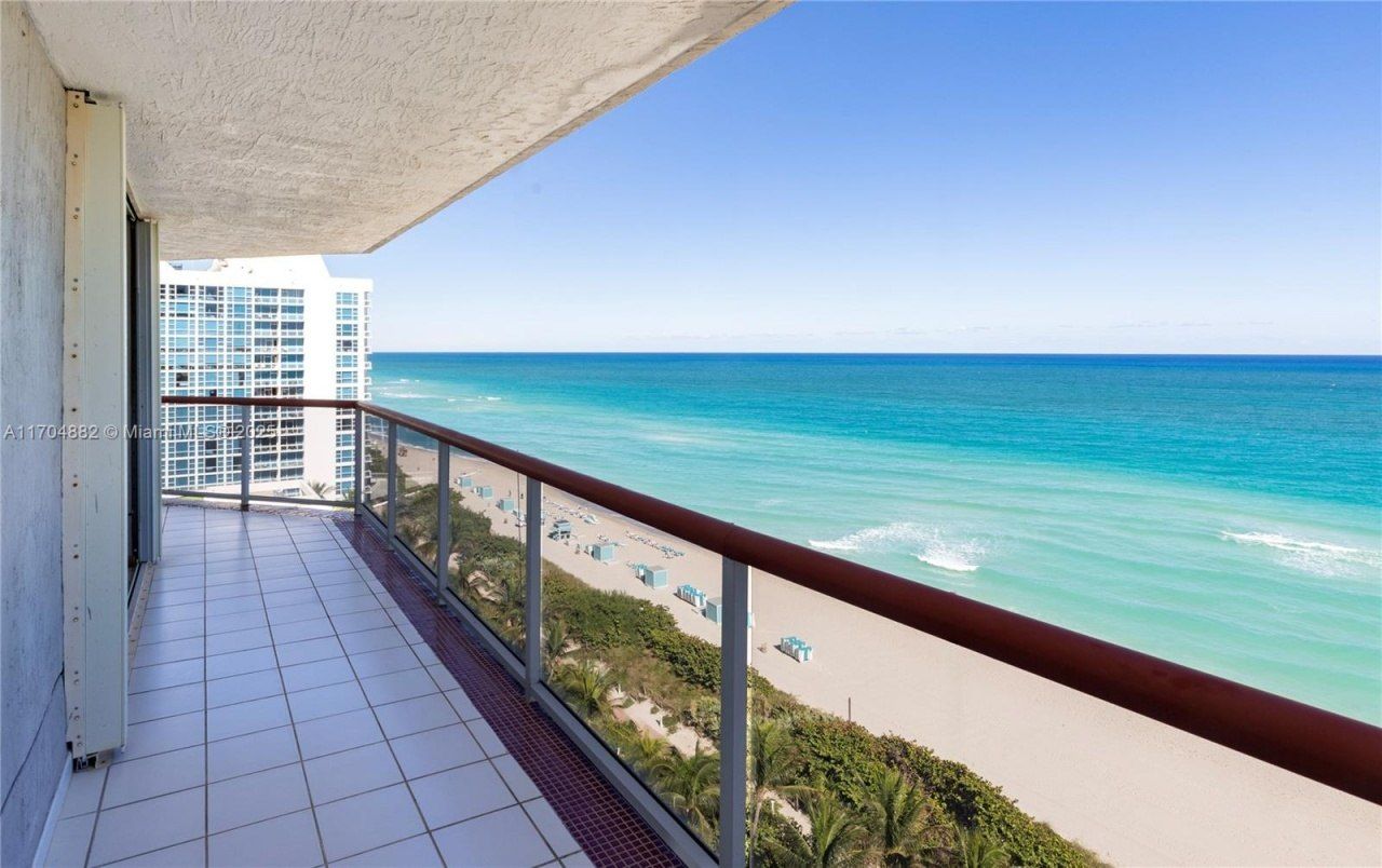 6767 Collins Ave, Unit 1409, Miami Beach, FL 33141 Photo