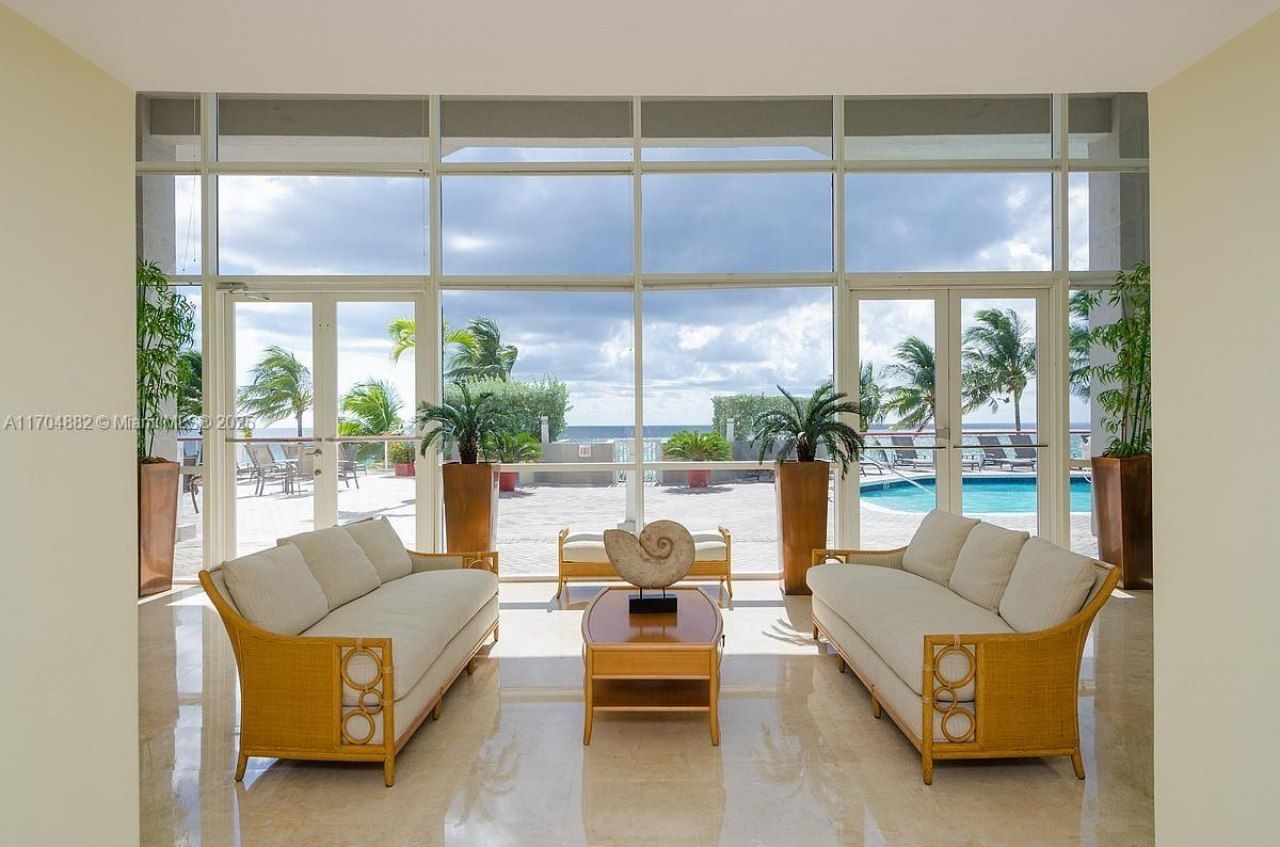 6767 Collins Ave, Unit 1409, Miami Beach, FL 33141 Photo