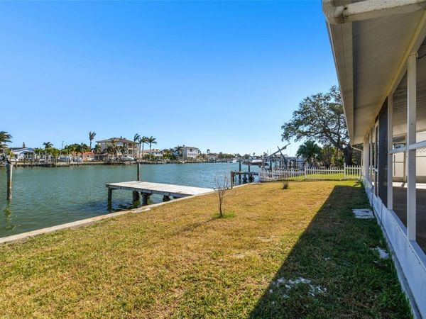 545 LILLIAN DRIVE, MADEIRA BEACH, FL 33708