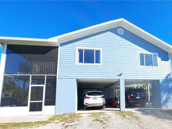 8500 Redwood DR, ST. JAMES CITY, FL 33956