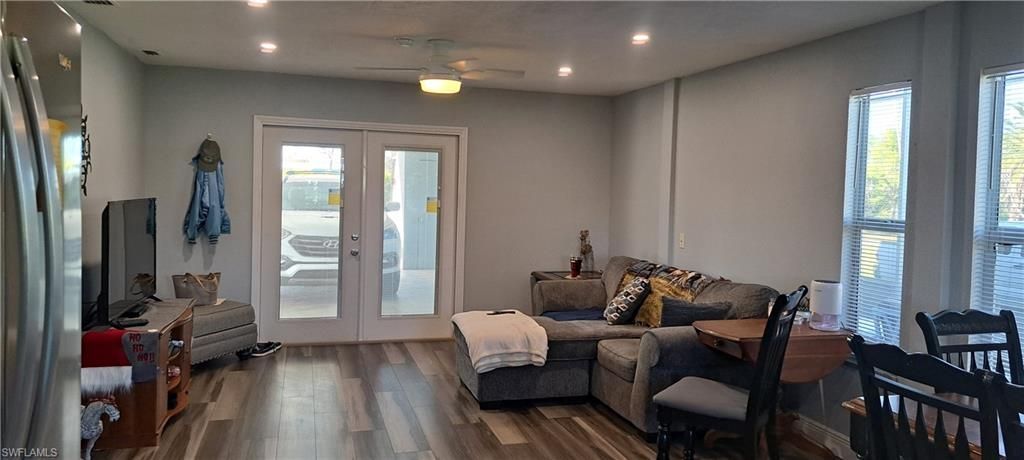 8500 Redwood Dr, Saint James City, FL 33956 Photo