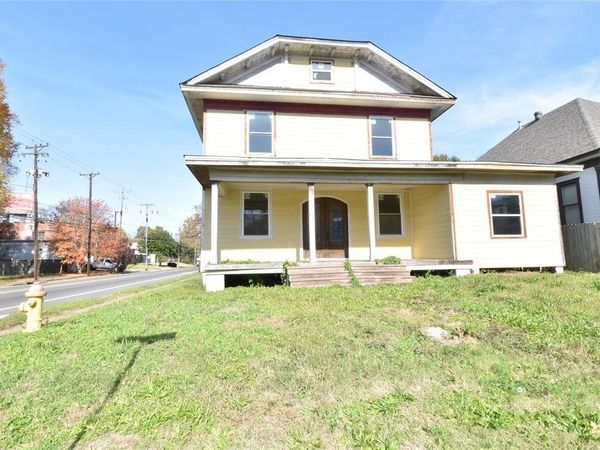 1134 College Street, Shreveport, LA 71104