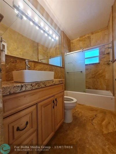 906 NE 3 Street, Hallandale Beach, FL 33009 Photo