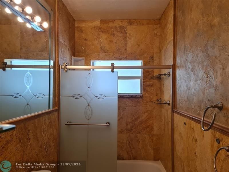 906 NE 3 Street, Hallandale Beach, FL 33009 Photo