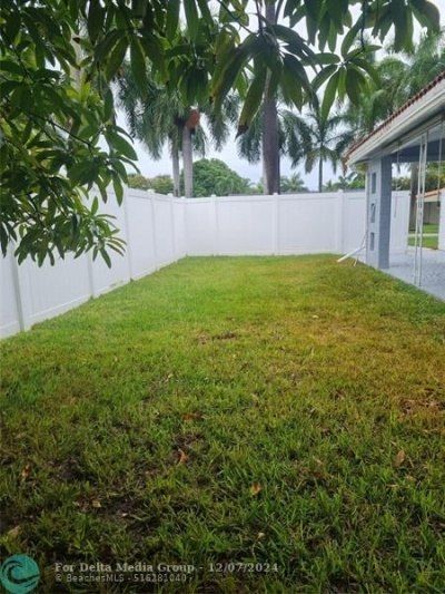 906 NE 3 Street, Hallandale Beach, FL 33009 Photo