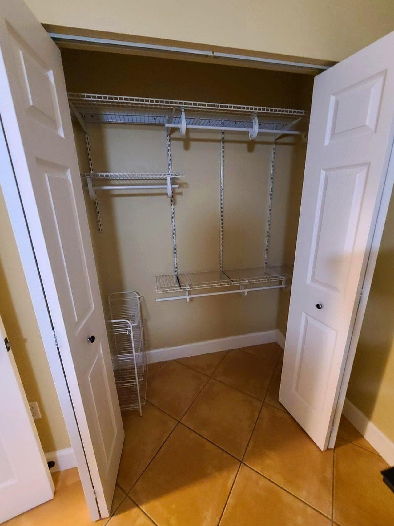 12087 NW 44th Street, Sunrise, FL 33323 Photo