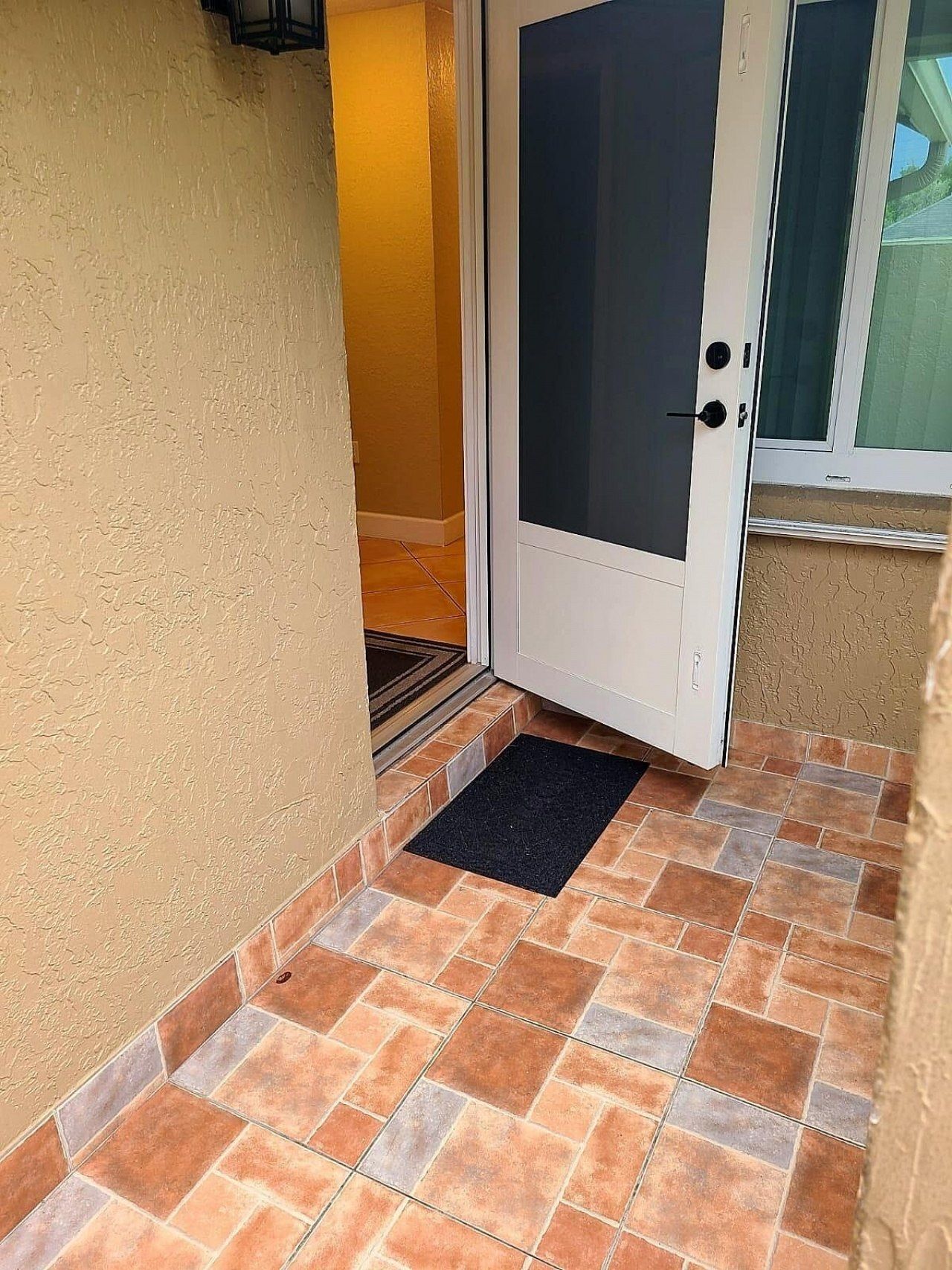 12087 NW 44th Street, Sunrise, FL 33323 Photo