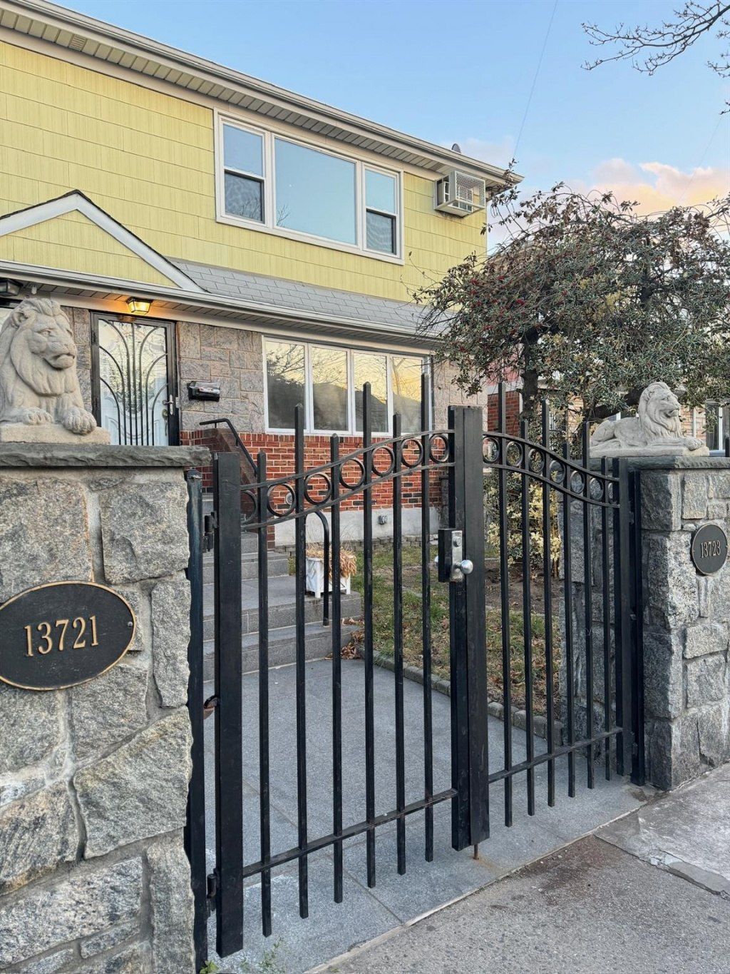 13723 Lafayette Street, South Ozone Park, NY 11417 Main Photo