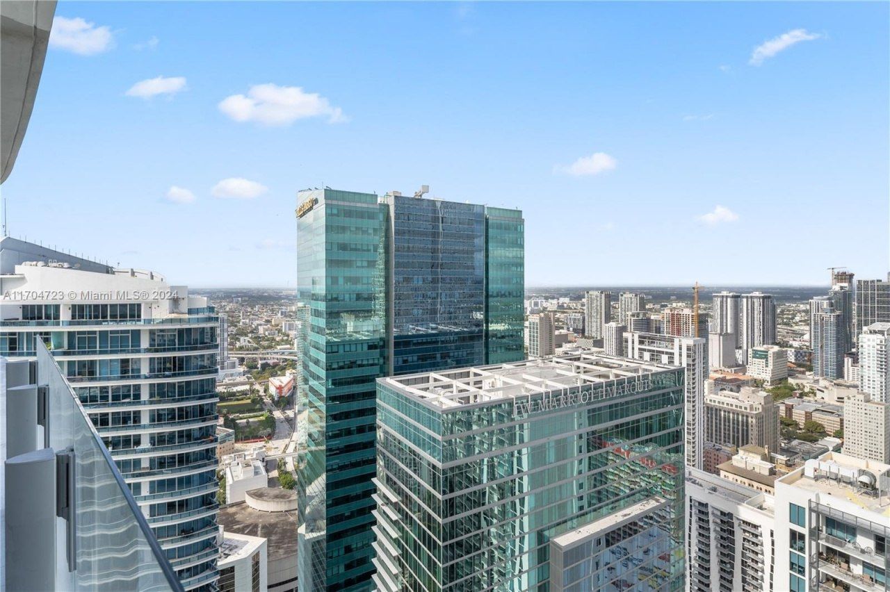 300 Biscayne Blvd Way, Unit 5209, Miami, FL 33131 Photo