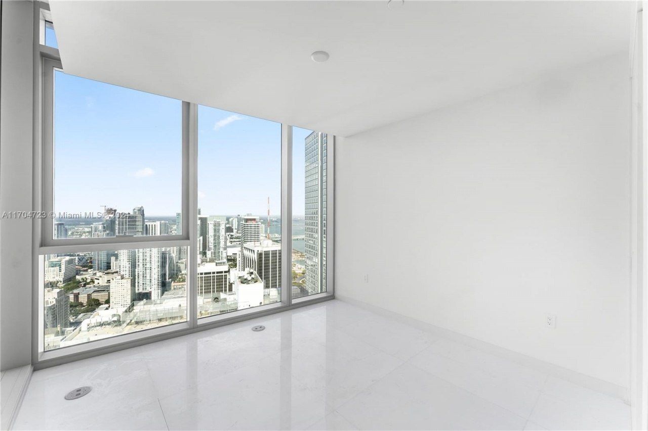 300 Biscayne Blvd Way, Unit 5209, Miami, FL 33131 Photo