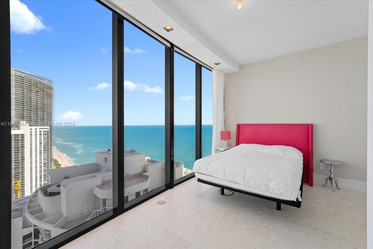 18555 Collins Ave, Unit 3405, Sunny Isles Beach, FL 33160 Photo