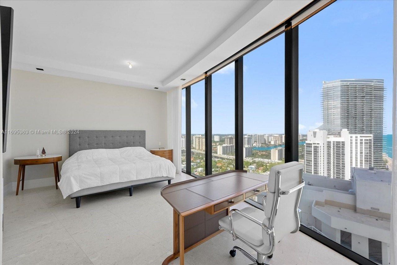 18555 Collins Ave, Unit 3405, Sunny Isles Beach, FL 33160 Photo