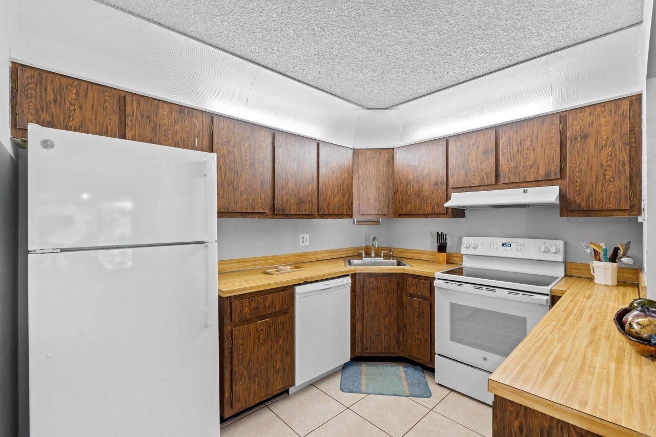 230 Pine Hov Circle, Unit A-2, Greenacres, FL 33463 Photo