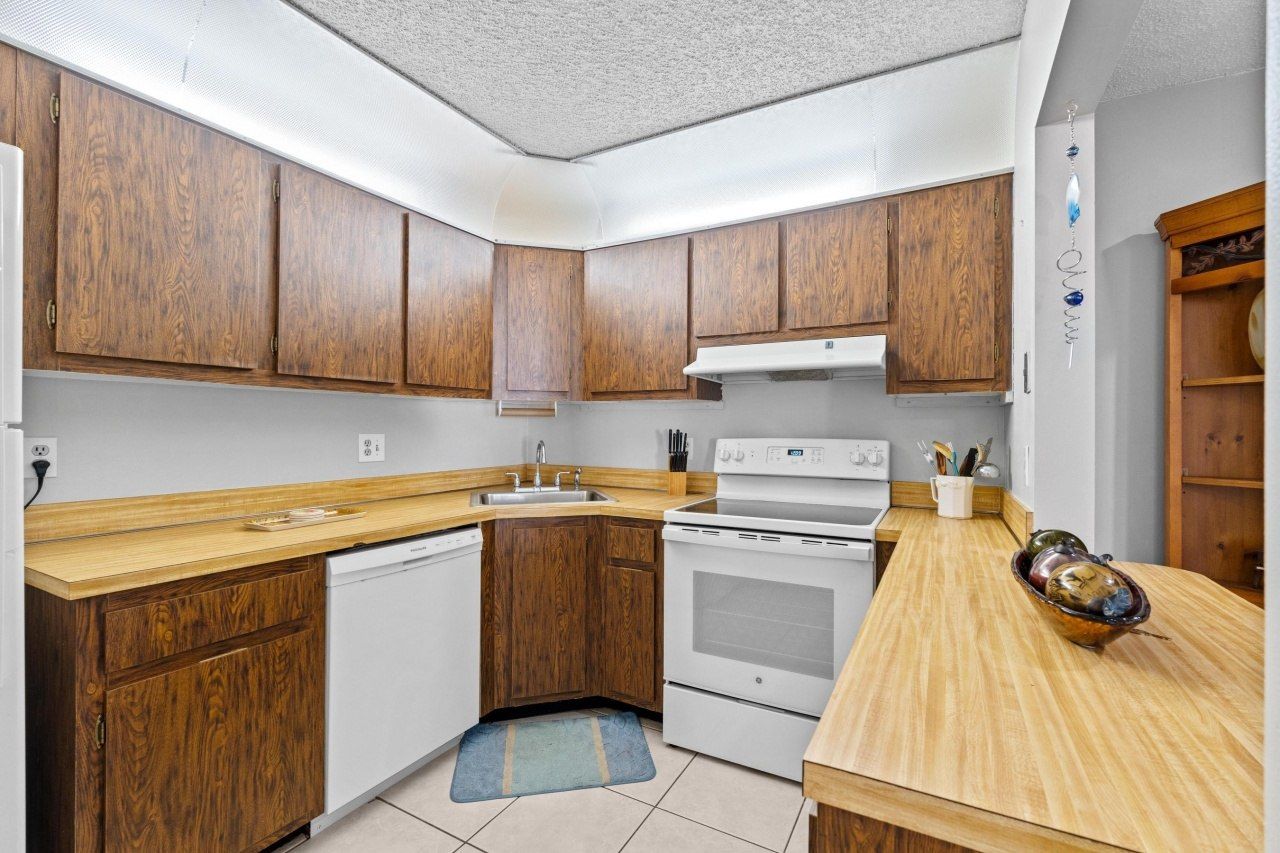 230 Pine Hov Circle, Unit A-2, Greenacres, FL 33463 Photo