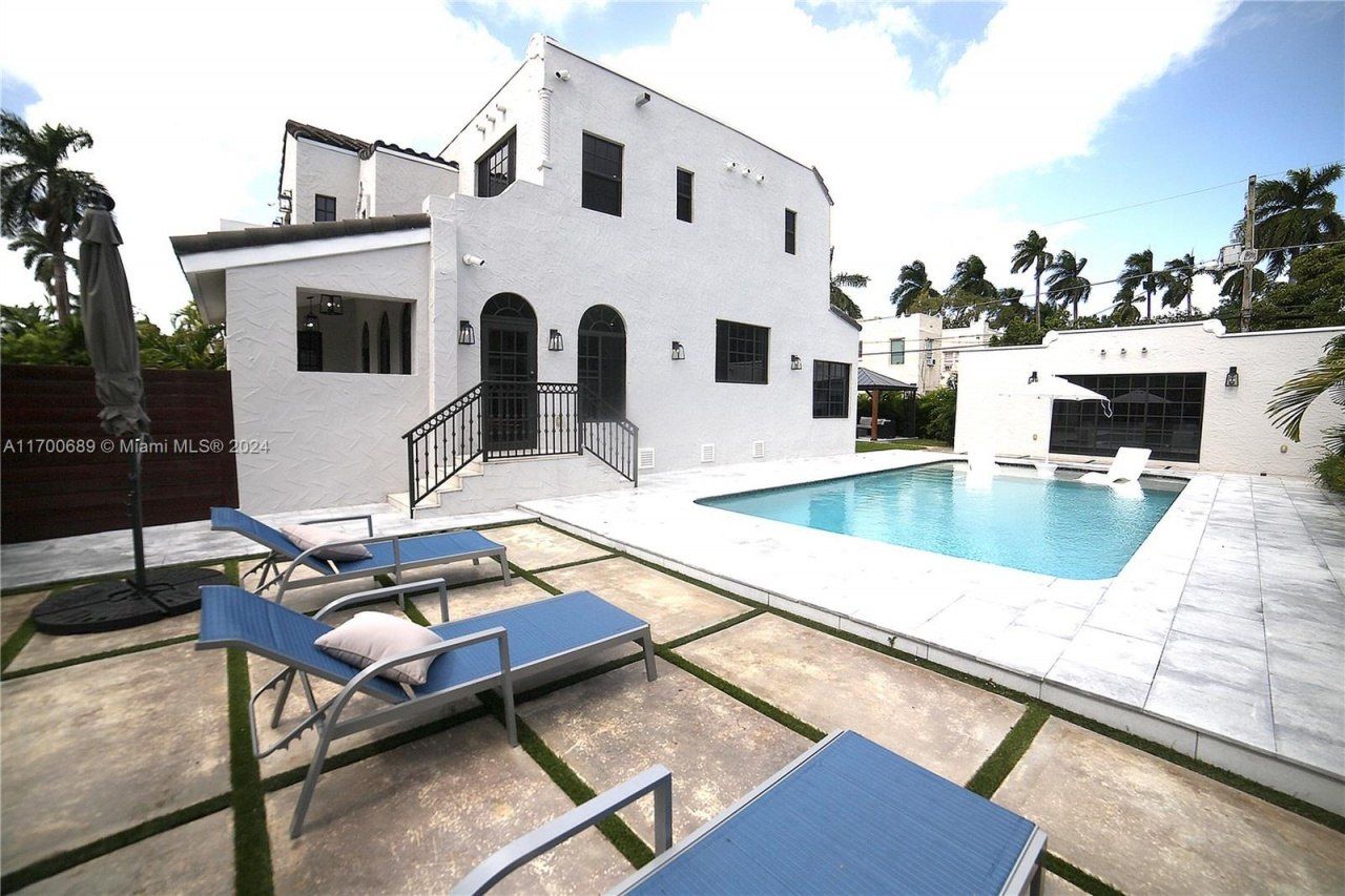 1345 Hollywood Blvd, Hollywood, FL 33019 Photo