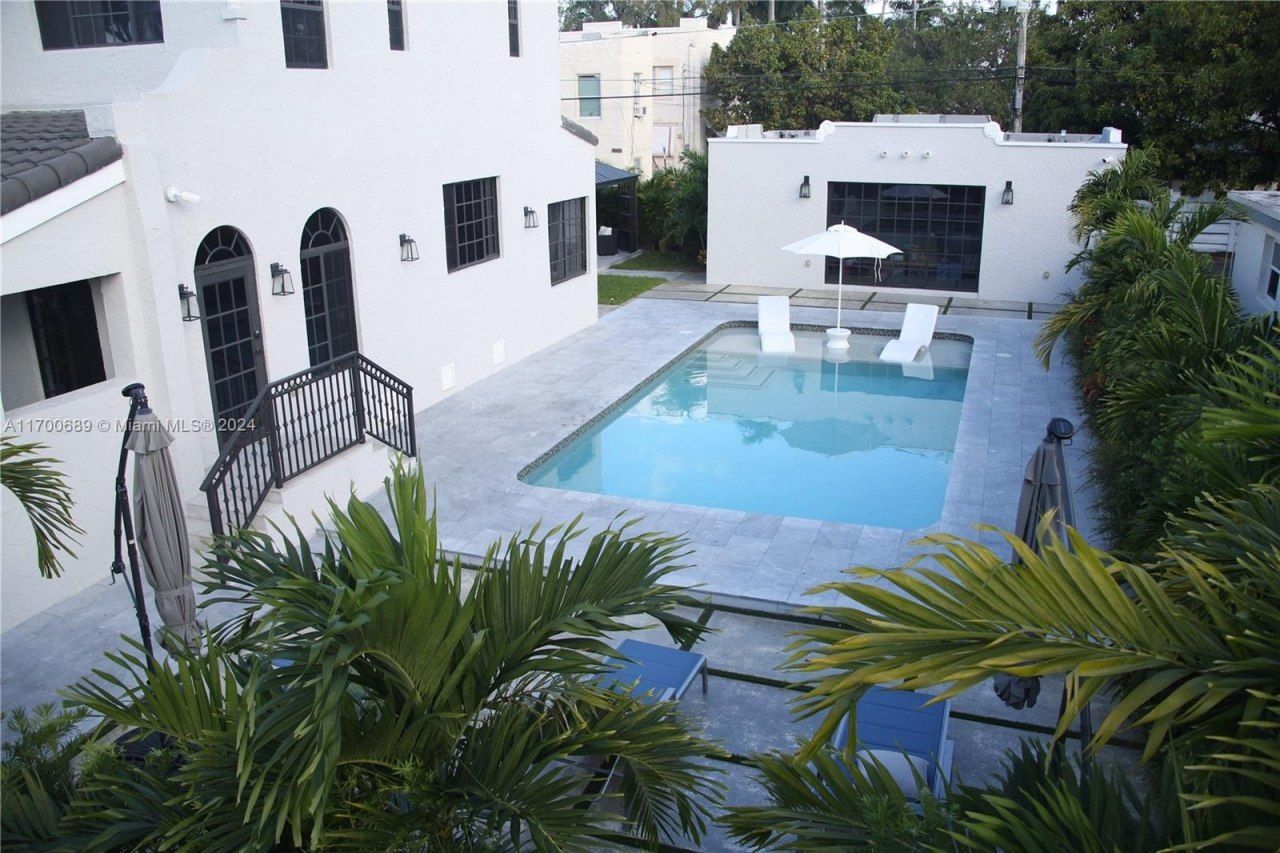 1345 Hollywood Blvd, Hollywood, FL 33019 Photo