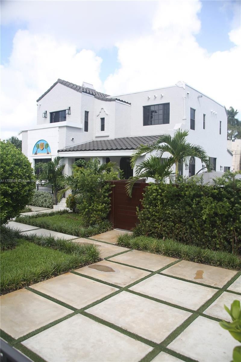 1345 Hollywood Blvd, Hollywood, FL 33019 Photo