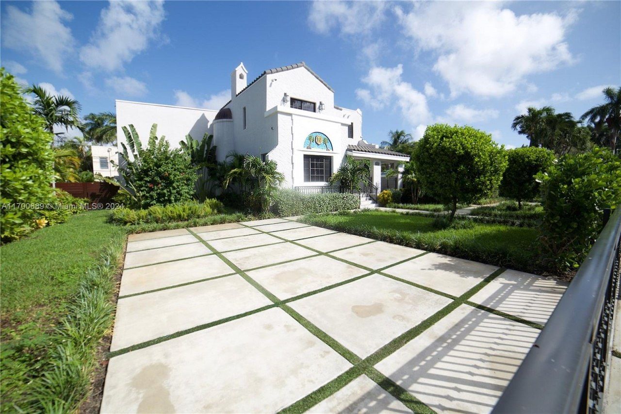 1345 Hollywood Blvd, Hollywood, FL 33019 Photo