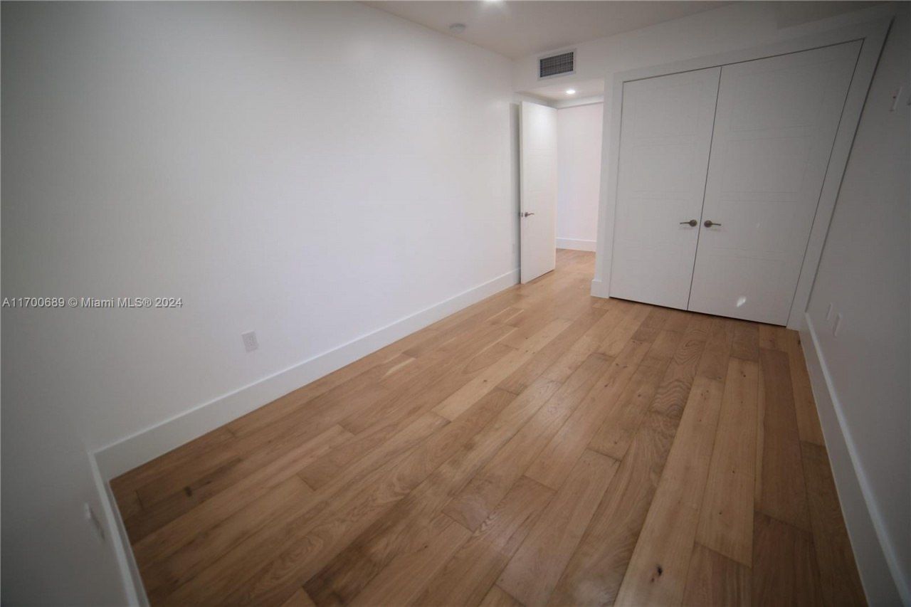 1345 Hollywood Blvd, Hollywood, FL 33019 Photo