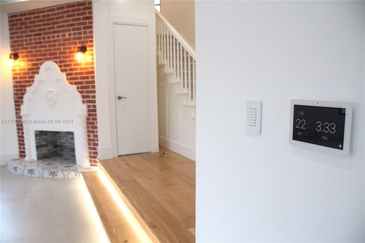 1345 Hollywood Blvd, Hollywood, FL 33019 Photo