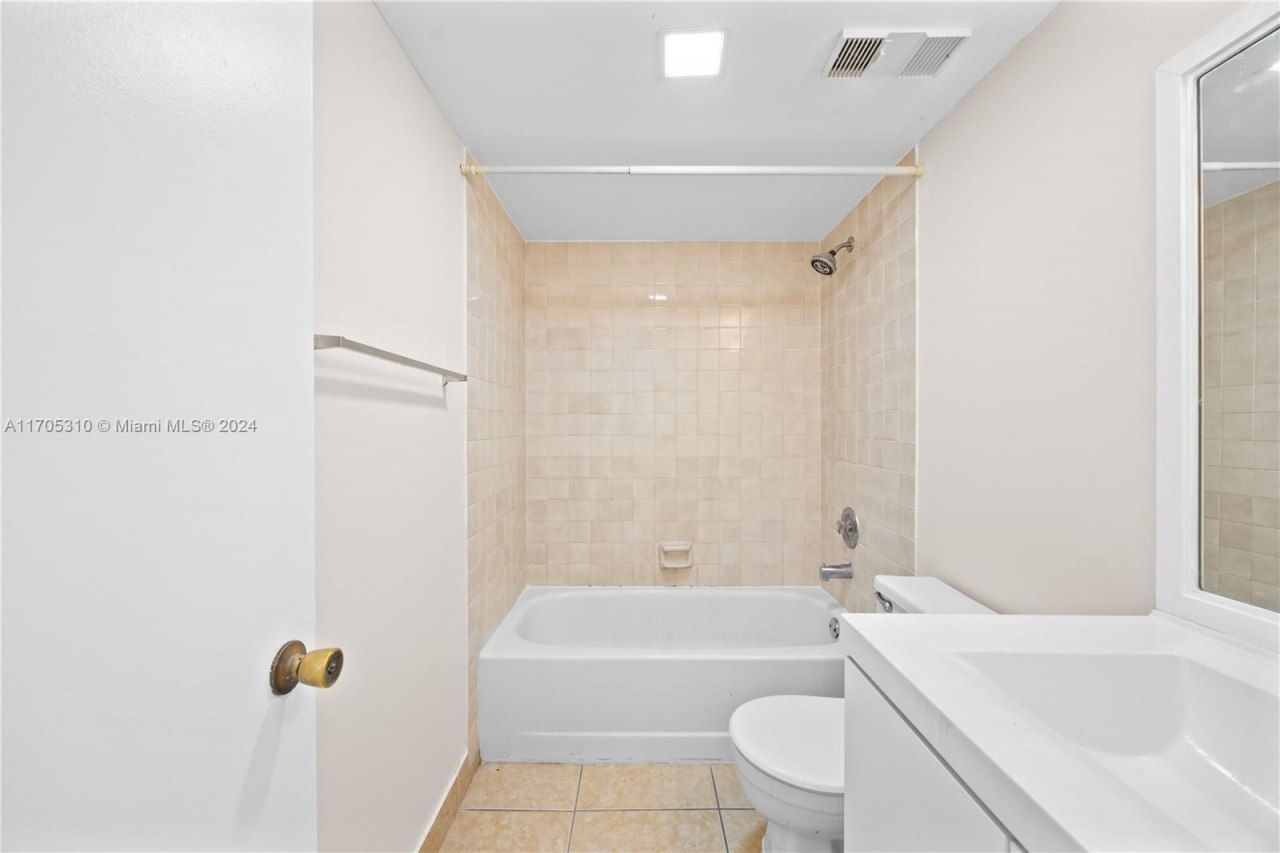 10001 W Atlantic Blvd, Unit 316, Coral Springs, FL 33071 Photo