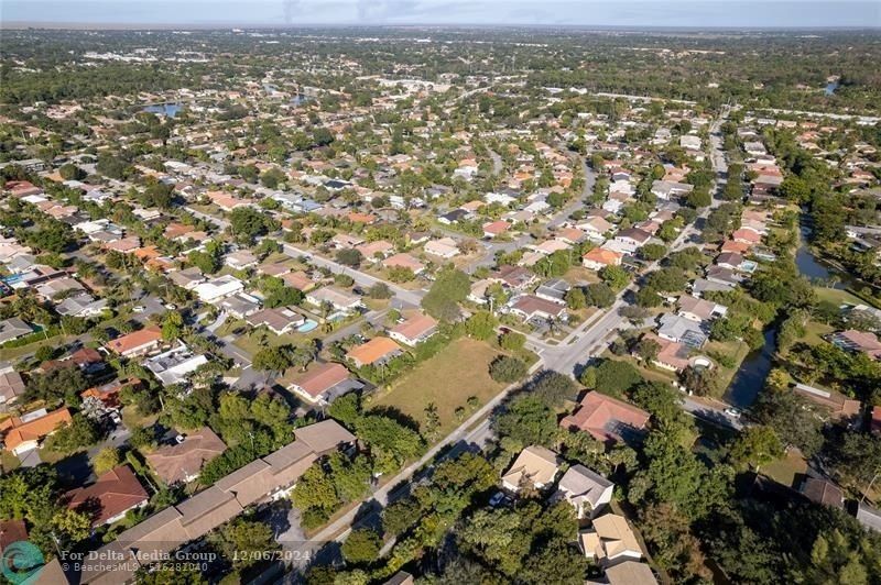 3990 Woodside Drive, Coral Springs, FL 33065 Photo