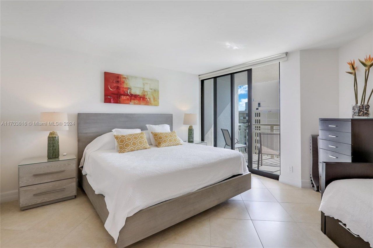 3000 N Ocean Dr, Unit 24H, Riviera Beach, FL 33404 Photo