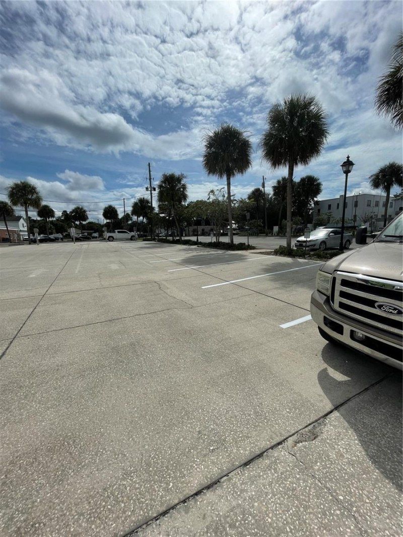 113 S Woodland Boulevard, Deland, FL 32720 Photo