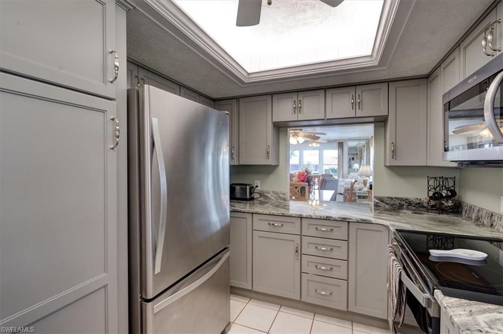 4104 SE 18th Ave, Unit 2D, Cape Coral, FL 33904 Photo