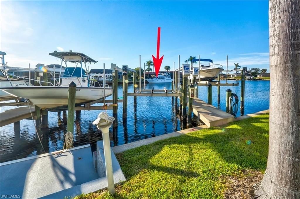 4104 SE 18th Ave, Unit 2D, Cape Coral, FL 33904 Photo