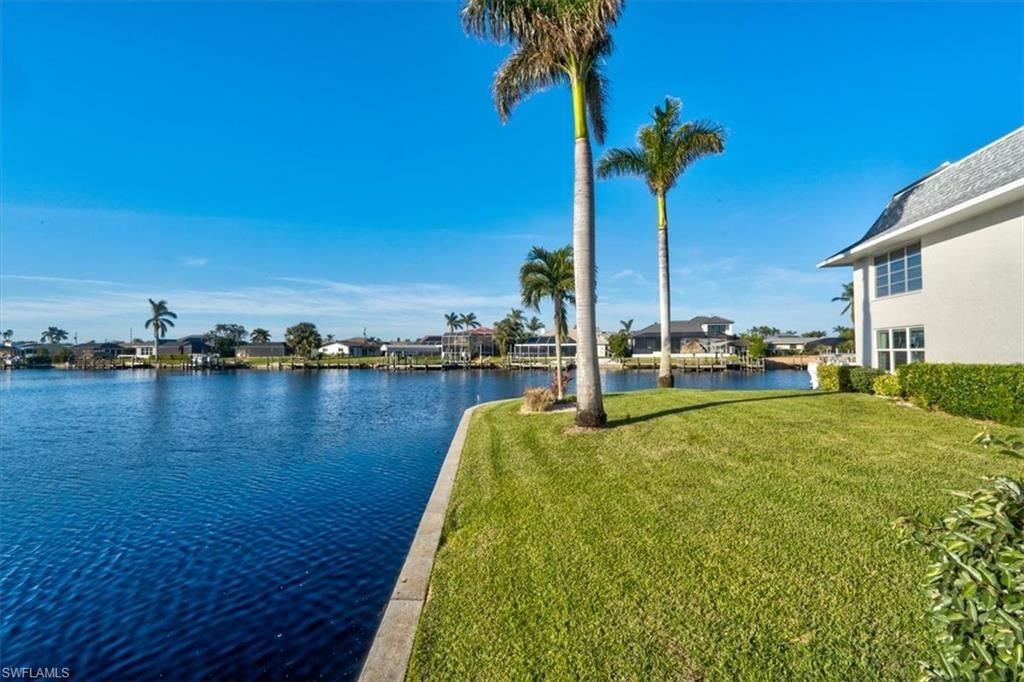 4104 SE 18th Ave, Unit 2D, Cape Coral, FL 33904 Photo