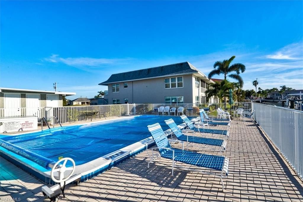 4104 SE 18th Ave, Unit 2D, Cape Coral, FL 33904 Photo