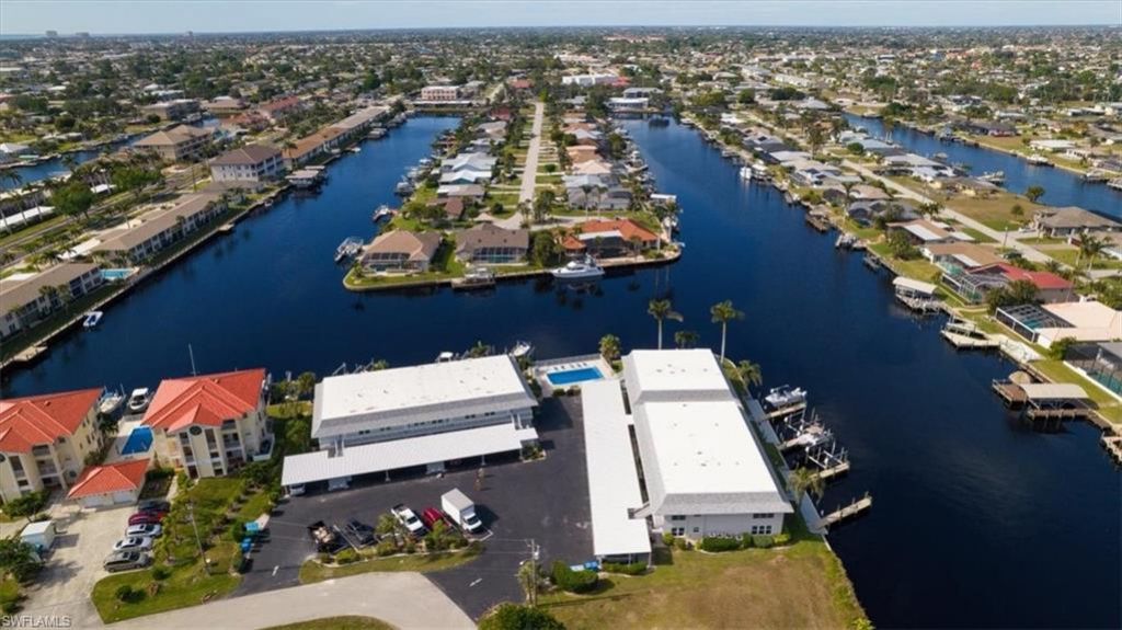 4104 SE 18th Ave, Unit 2D, Cape Coral, FL 33904 Photo