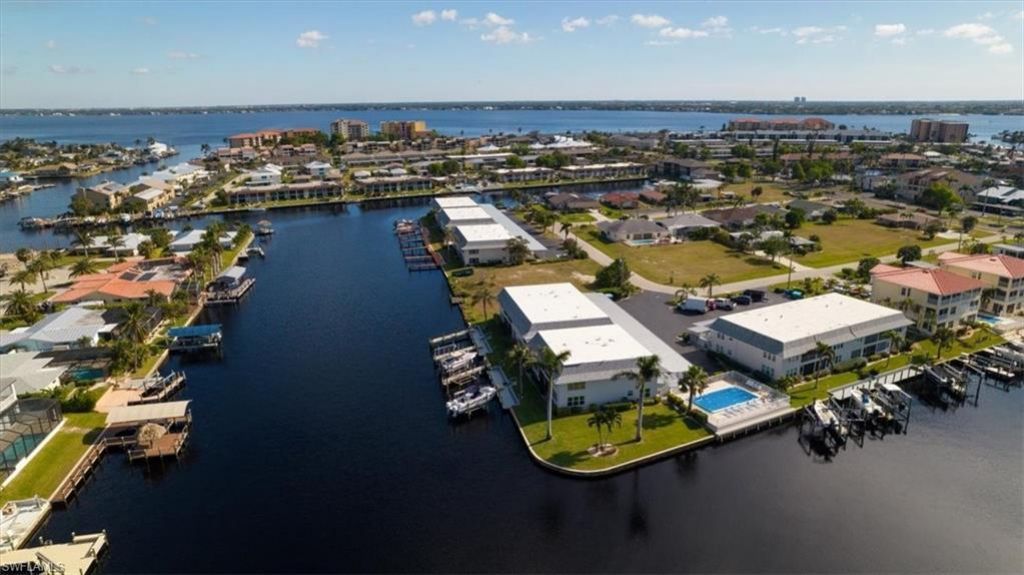 4104 SE 18th Ave, Unit 2D, Cape Coral, FL 33904 Photo
