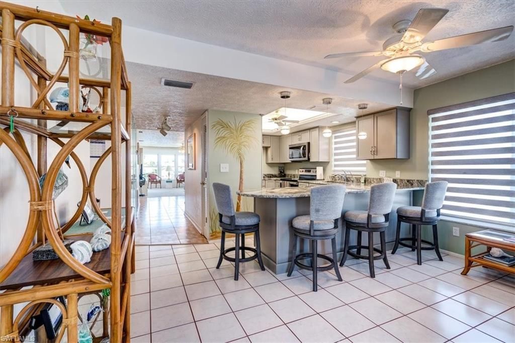 4104 SE 18th Ave, Unit 2D, Cape Coral, FL 33904 Photo