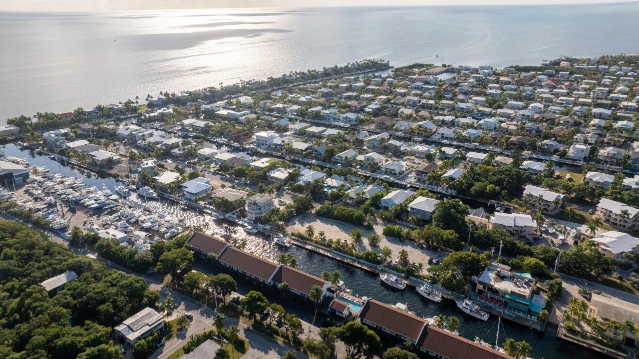 522 Caribbean Drive, Key Largo, FL 33037 Photo