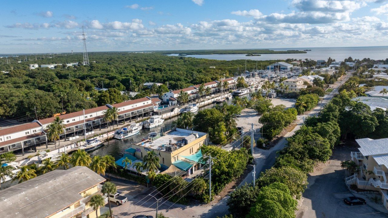 522 Caribbean Drive, Key Largo, FL 33037 Photo